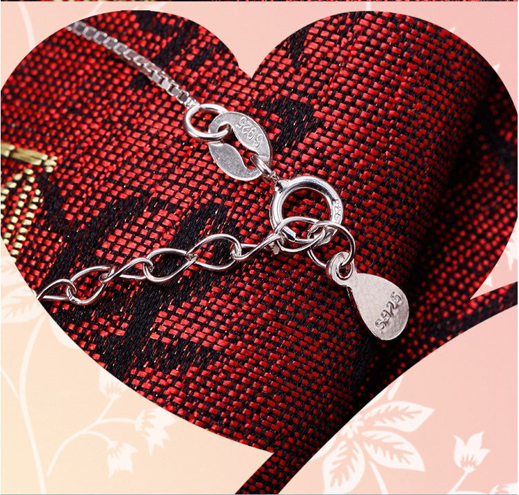 Silver necklace with chain