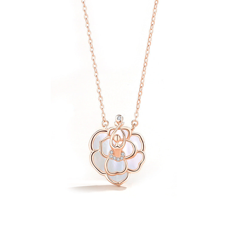 Women's Fashion New Camellia Necklace