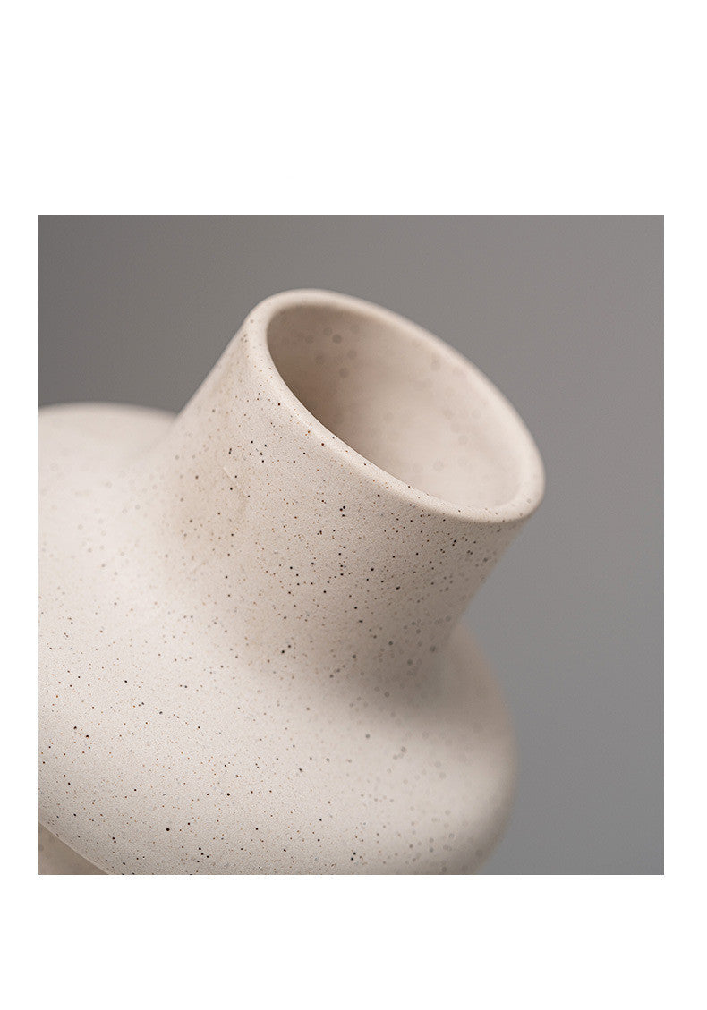 Fashion Diamond-Shaped Ceramic Vase