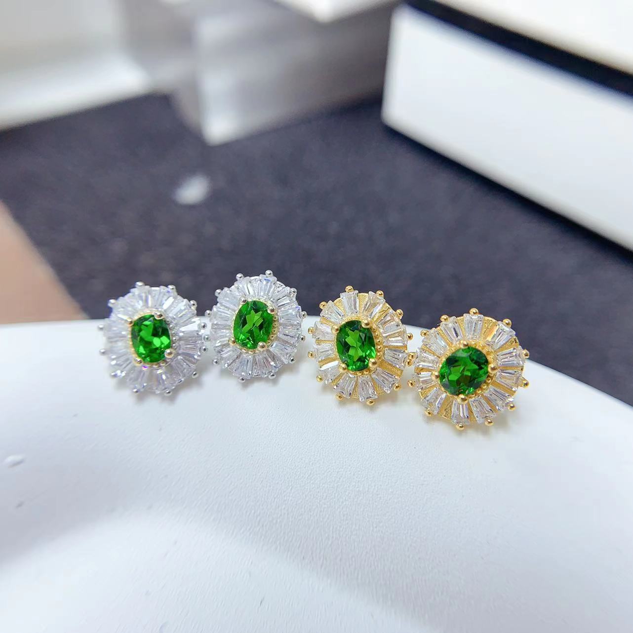 S925 Silver Diopside Stud Earrings