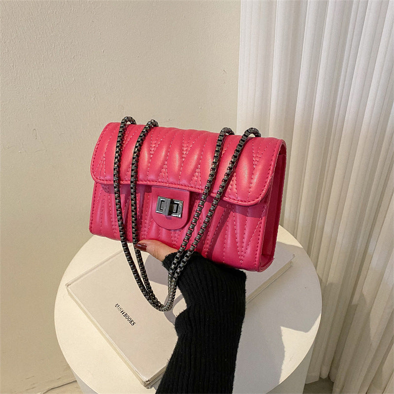 Retro Textured Diamond Small Bag