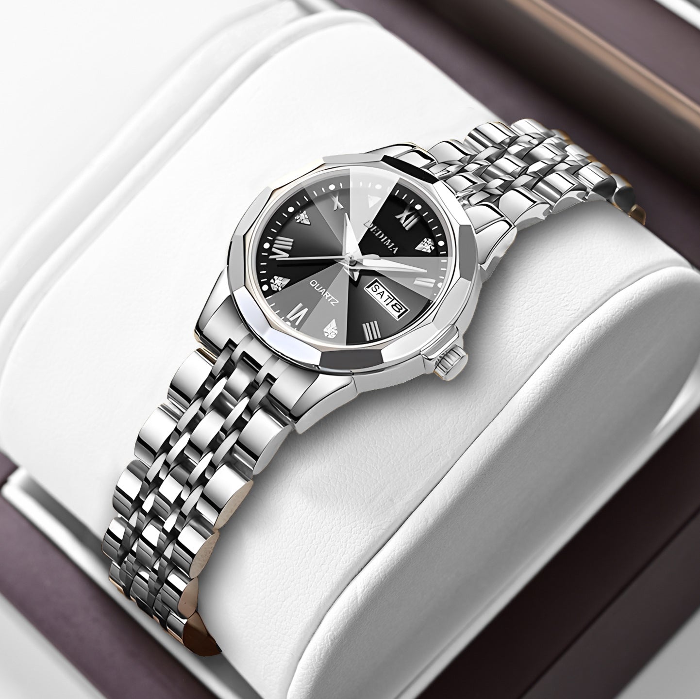 Diamond Calendar Luminous Watch