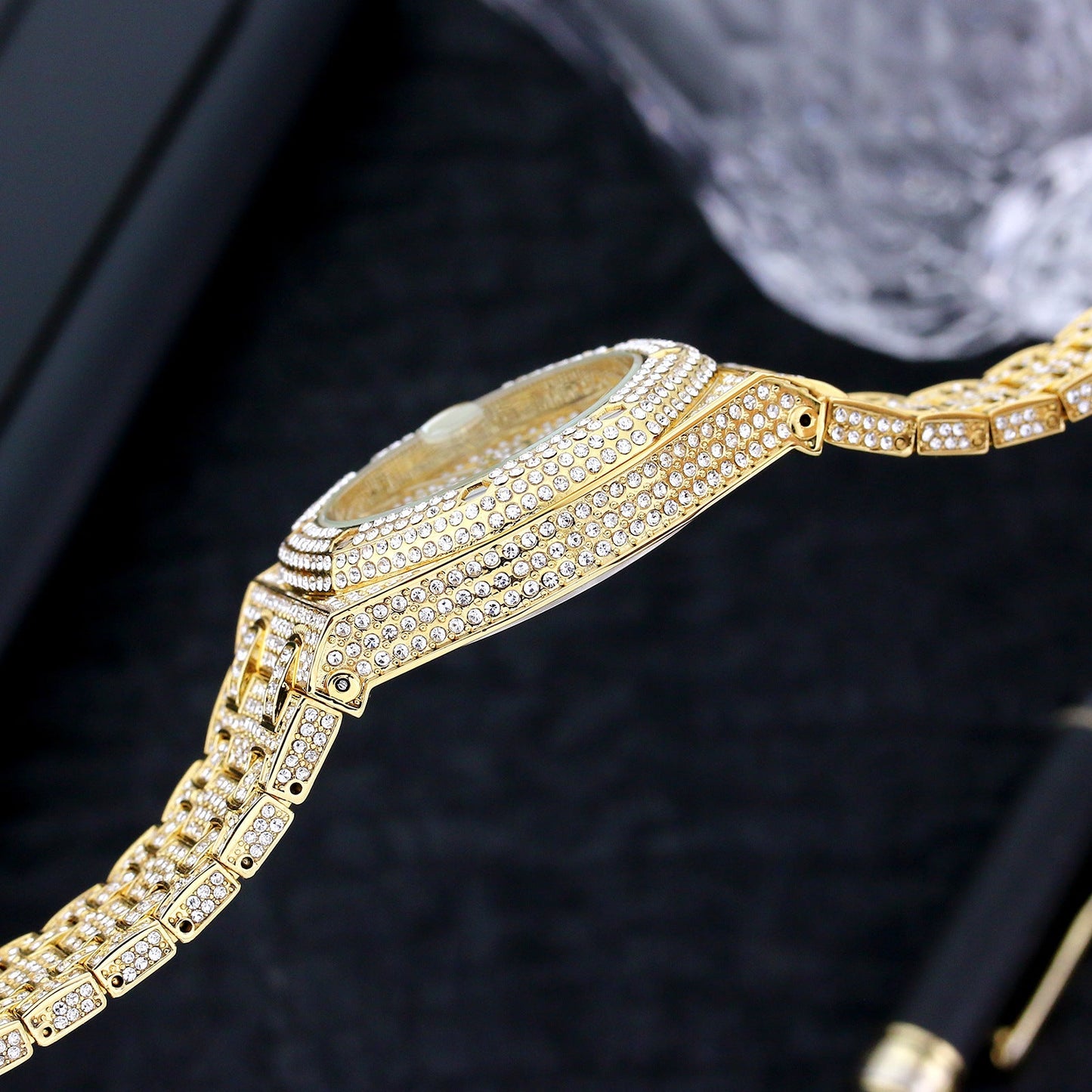 Men’s Diamond Sports Quartz Watch