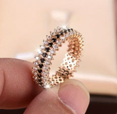 Round Minimalist Full Circle Ring