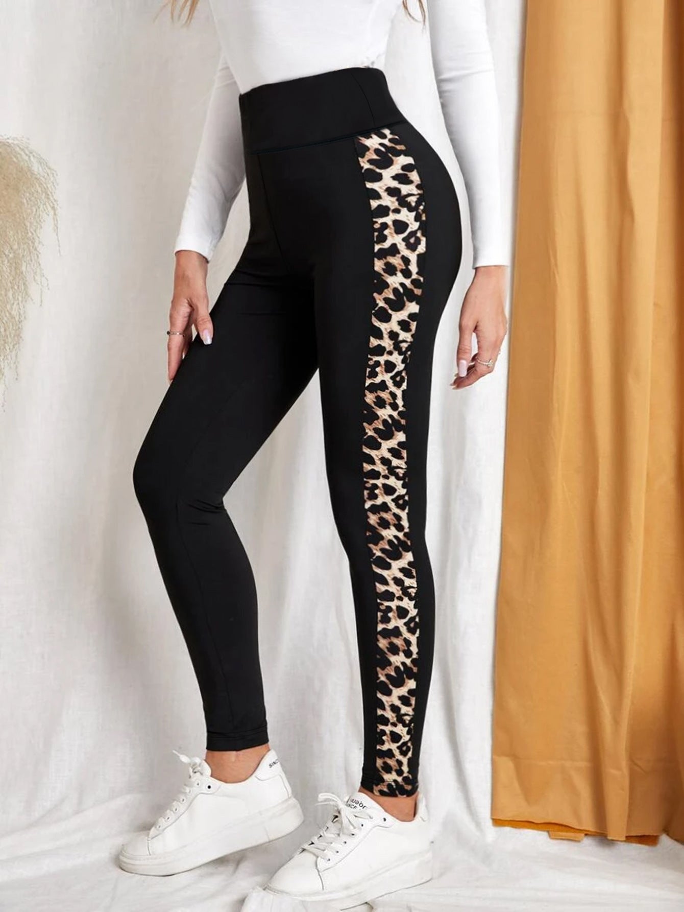 Women's Leopard Yoga Pants
