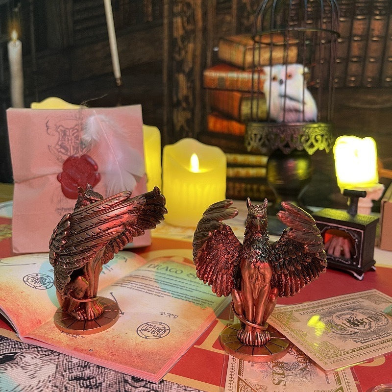 Retro Lion & Eagle Decor