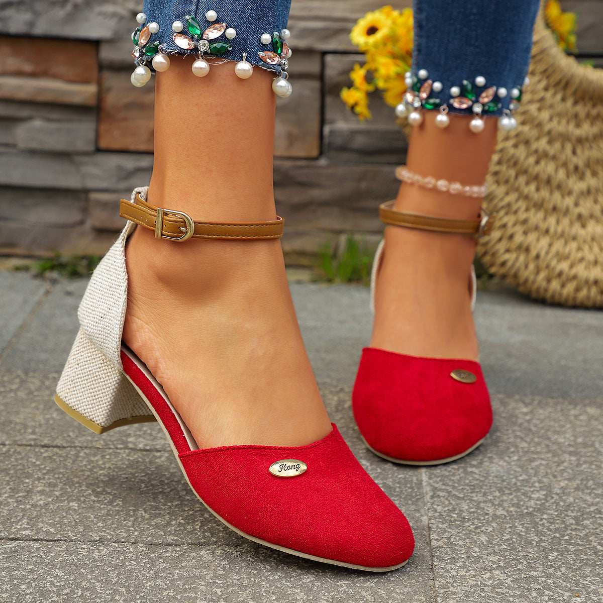 Plus Size Color Block Closed Toe Sandals