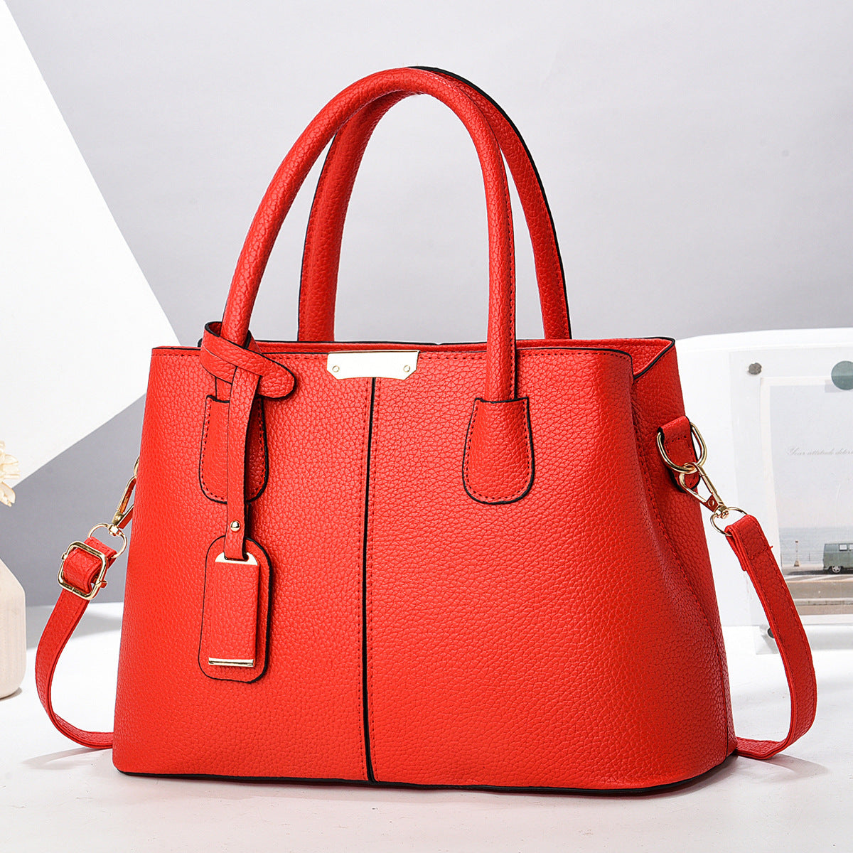 Large Capacity Shoulder Bag