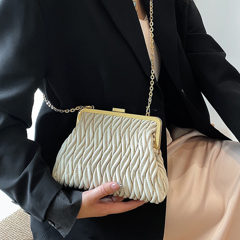 Pleated Chain Shoulder Handbag
