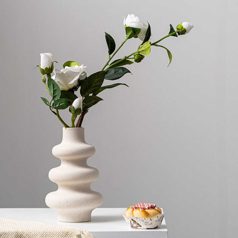 Fashion Diamond-Shaped Ceramic Vase