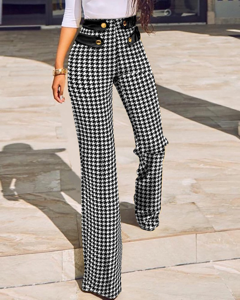 Womens Plaid Cut-Out Sports Pants