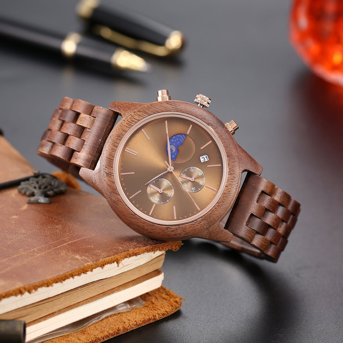 Quartz Men’s Wood Watch