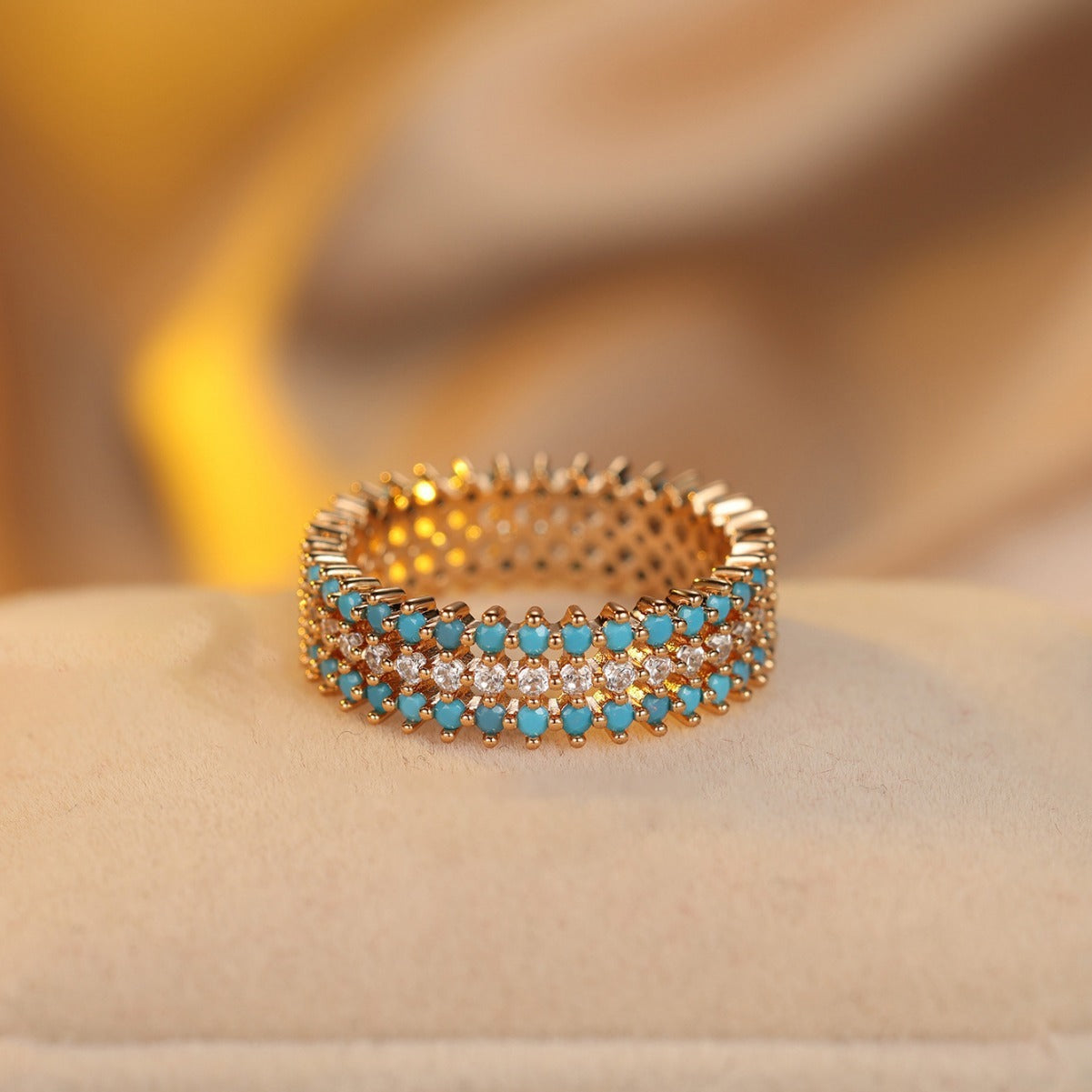 Round Minimalist Full Circle Ring