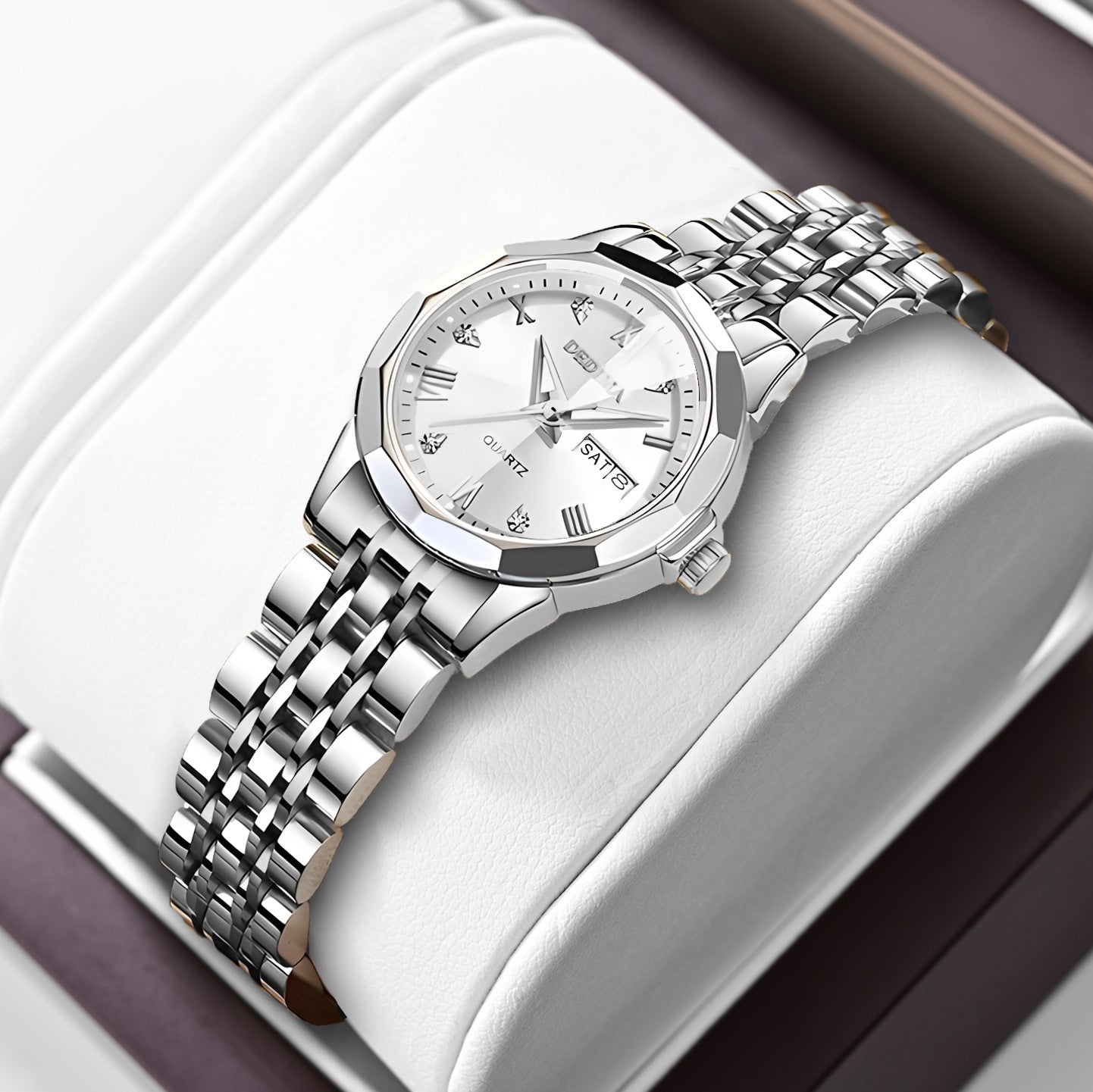 Diamond Calendar Luminous Watch