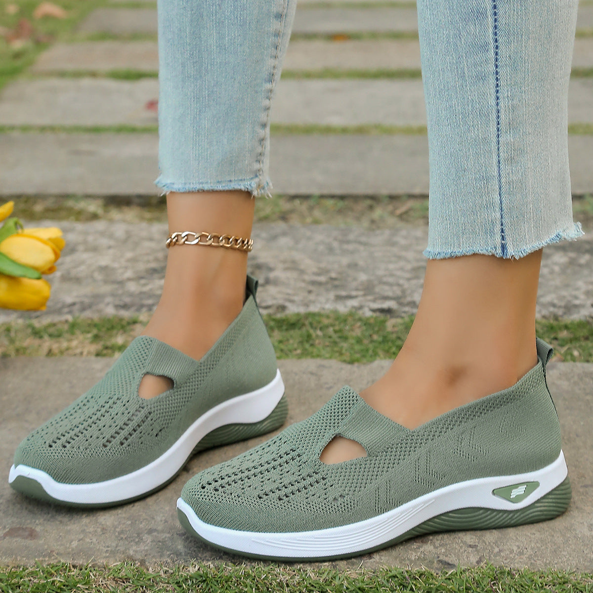 Women’s Casual Soft Breathable Sneakers