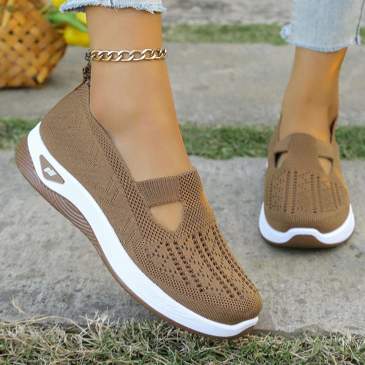 Women’s Casual Soft Breathable Sneakers