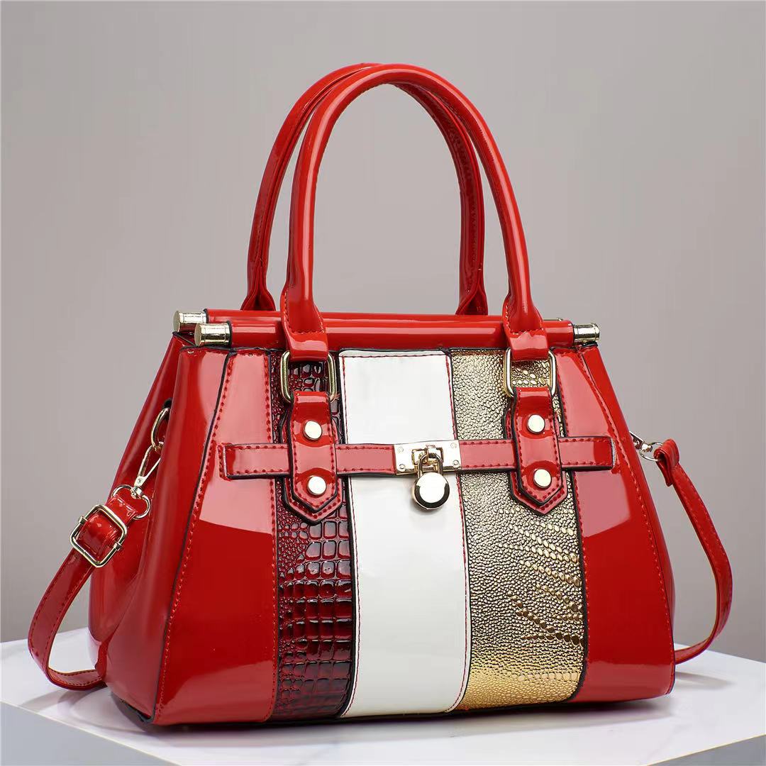 Leather Lizard Pattern Shoulder Bag