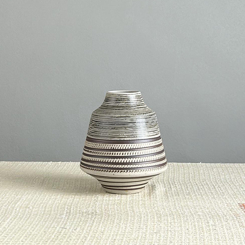 Stylish Decorative Gift Vase
