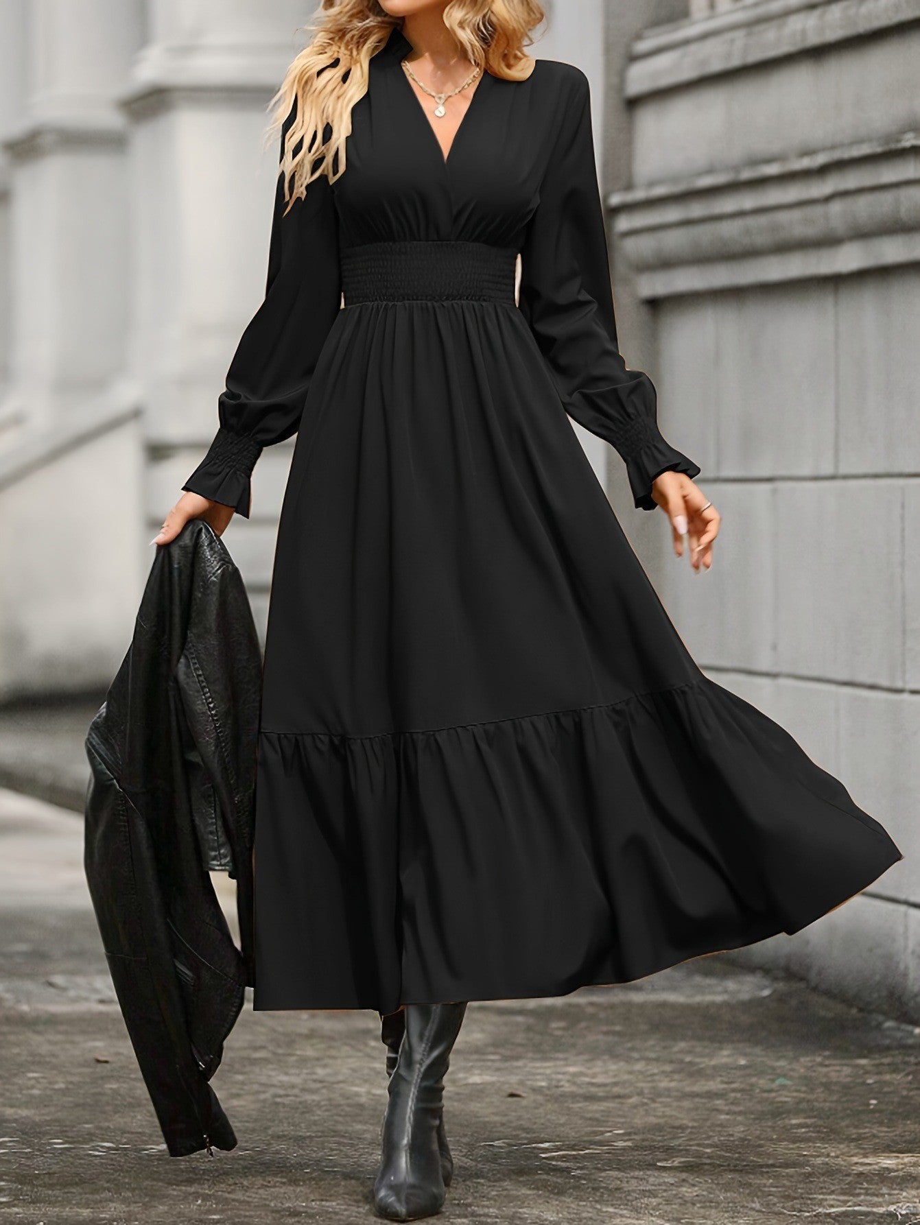 Elegant Lantern Sleeve Dress