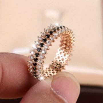 Round Minimalist Full Circle Ring